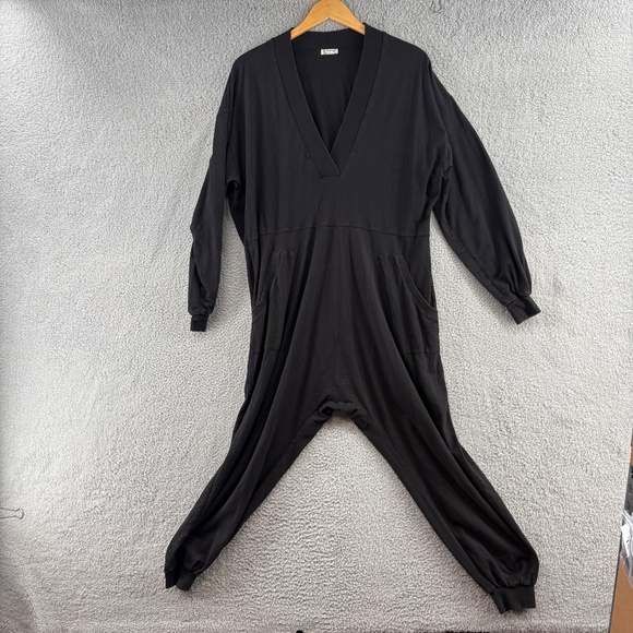 Free People Just Because Onesie Jumpsuit in Black Size Small Oversized Slouchy - Picture 4 of 16